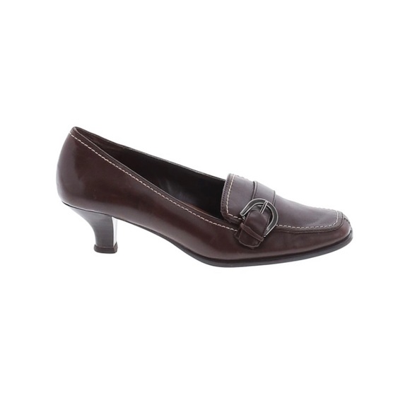 Hush Puppies Shoes | Hush Puppies 5 12 Brown Leather Loafers in Great Condition | Color: Brown | Size: 5.5 | Luxb90210's Closet